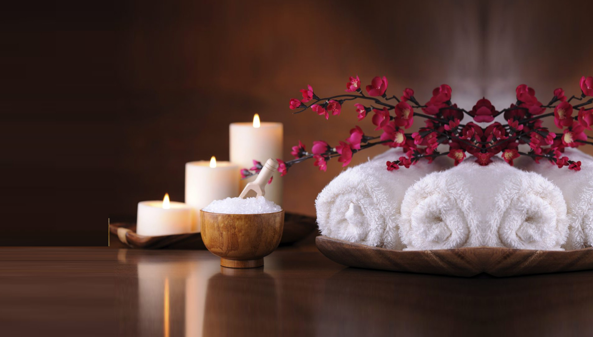 Flowers, towels and candles